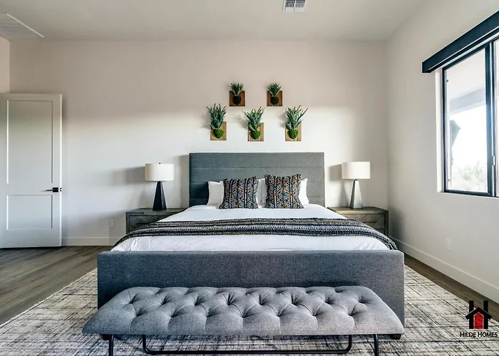 Peaceful Getaway To A New Custom-built Luxury * Rio Verde